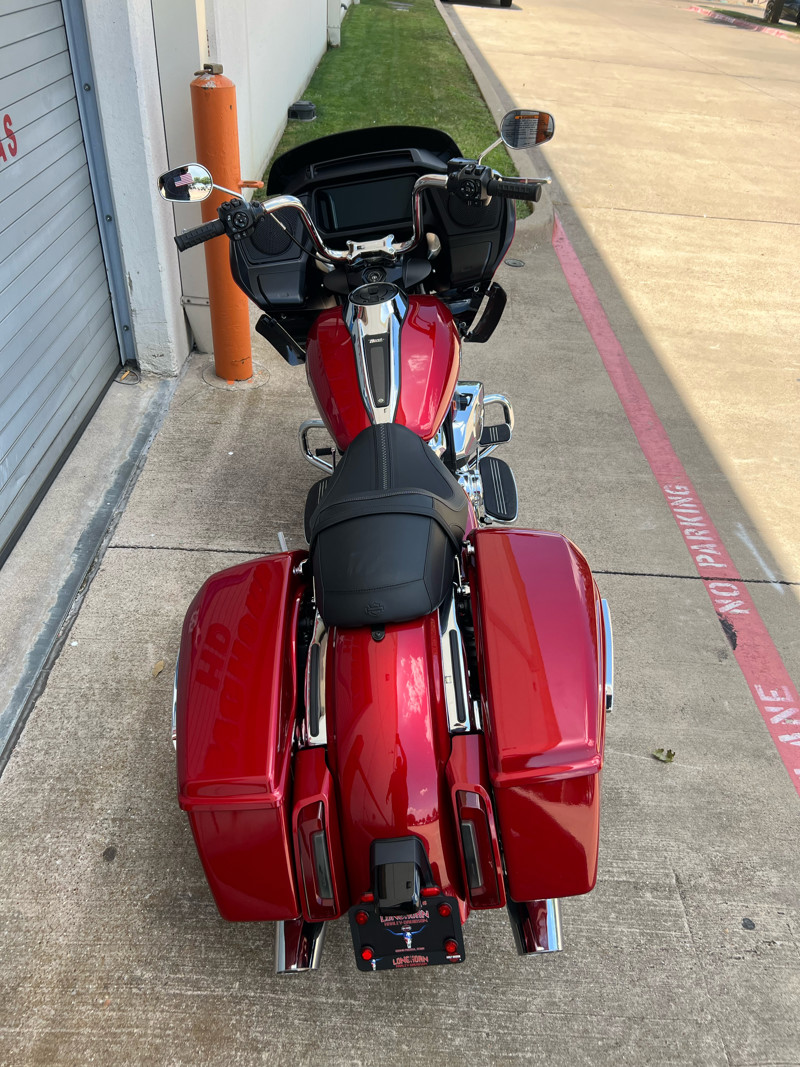 Road Glide®