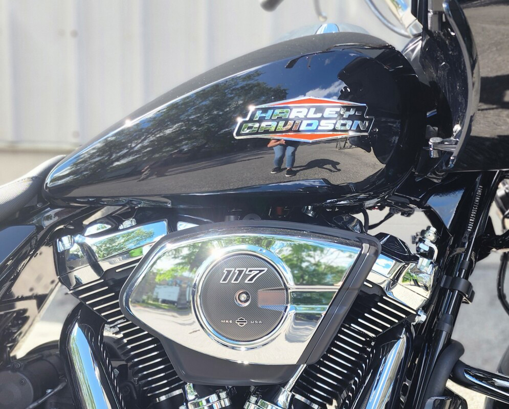 Road Glide®