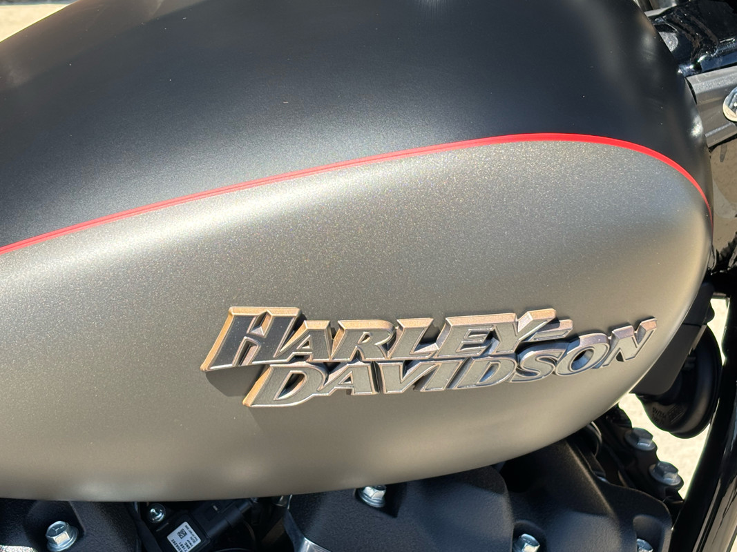 Softail® Street Bob®