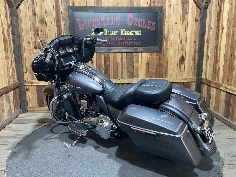 Street Glide® Special