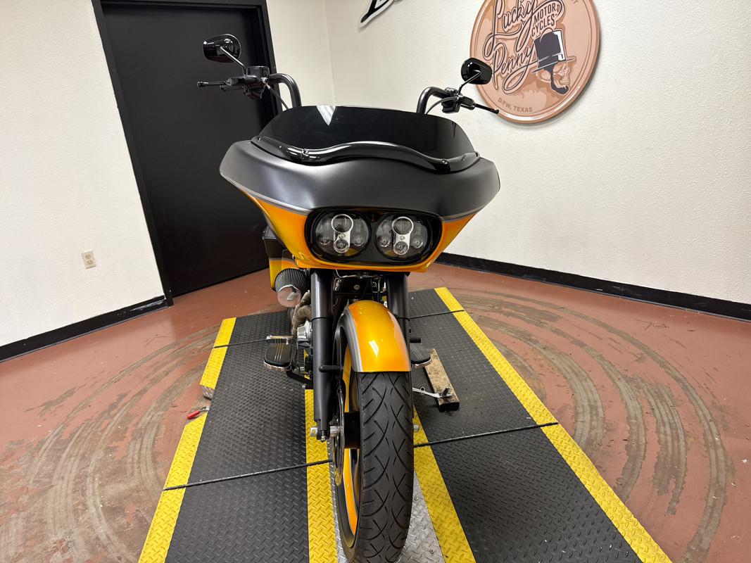 Road Glide® Custom