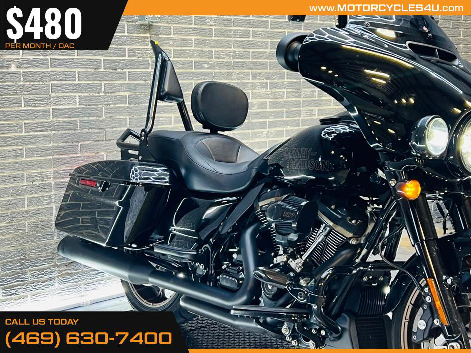 Street Glide® ST