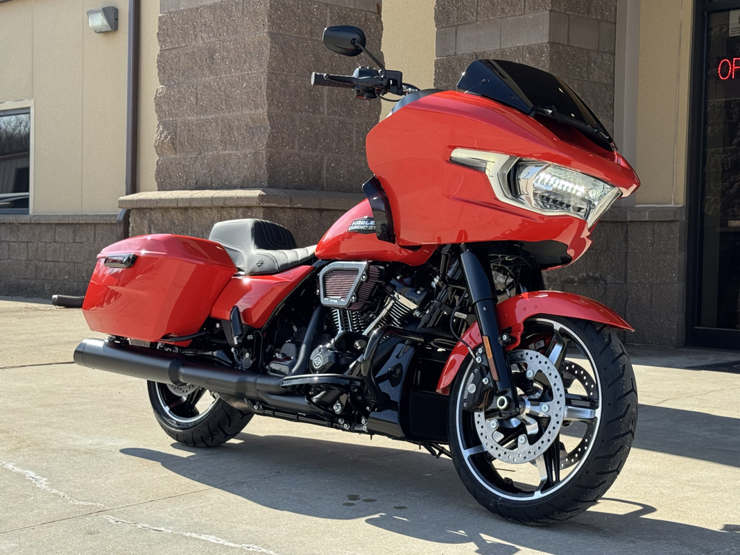 Road Glide®
