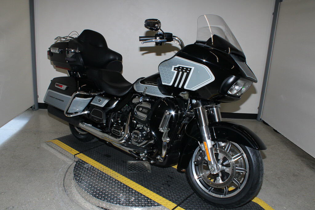 Road Glide® Ultra