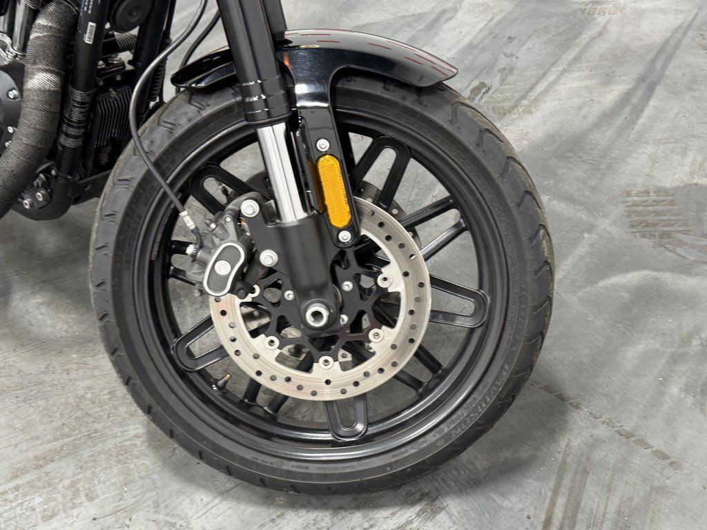 Sportster® Roadster®