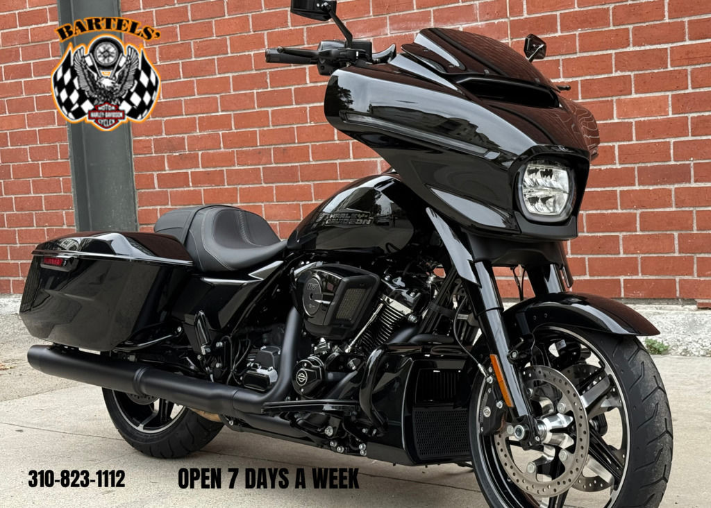 Street Glide®