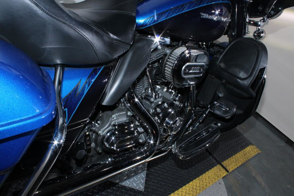 CVO® Electra Glide® Ultra Limited