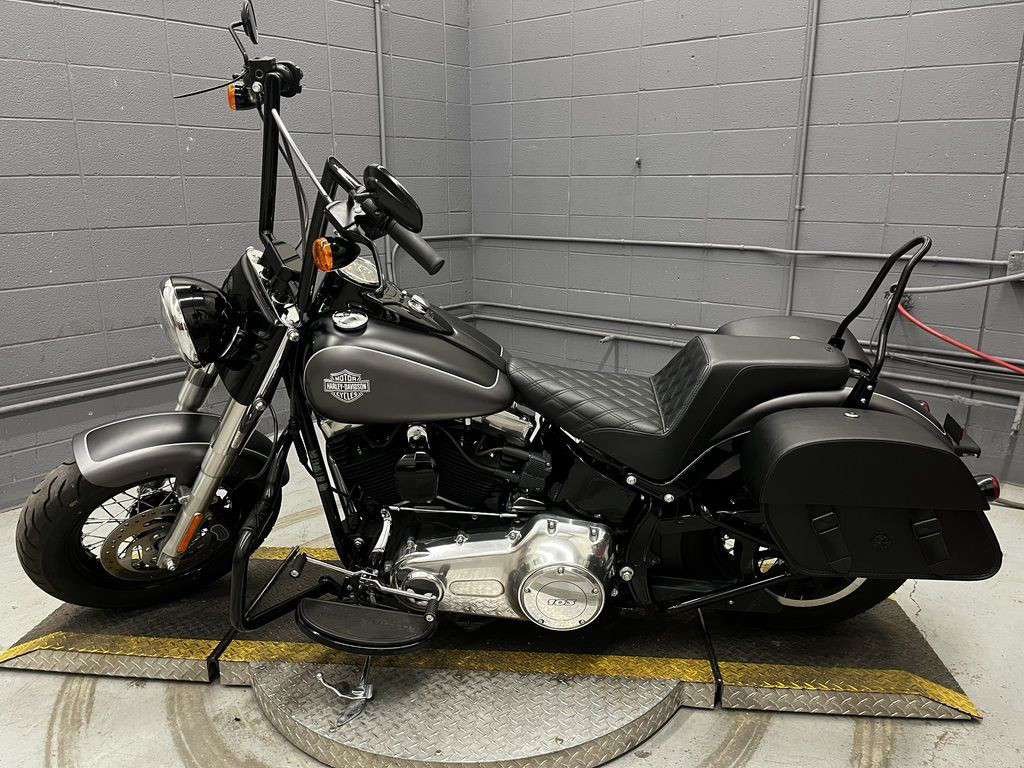 Softail® Slim®