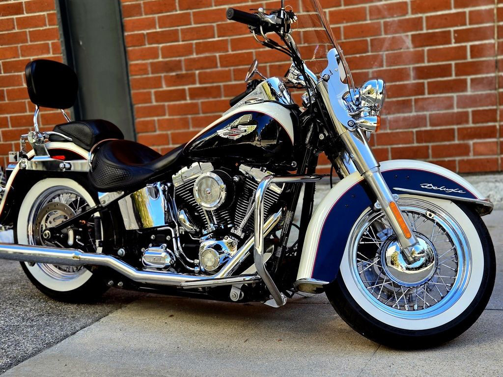Softail® Deluxe