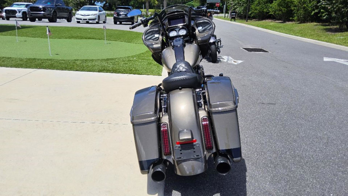 CVO® Road Glide®