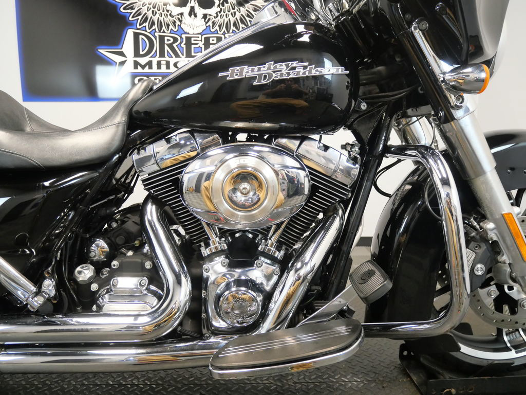 Street Glide®