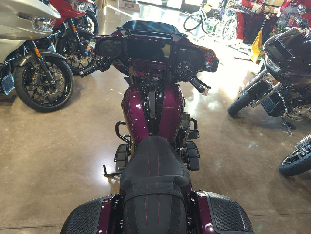 CVO® Street Glide®