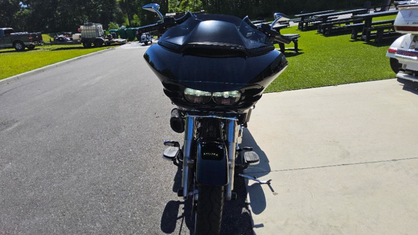 Road Glide®