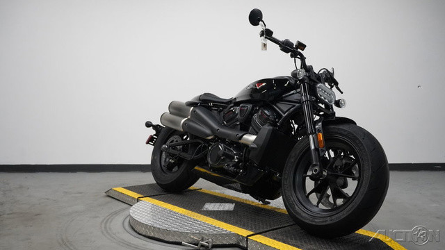 Sportster® S