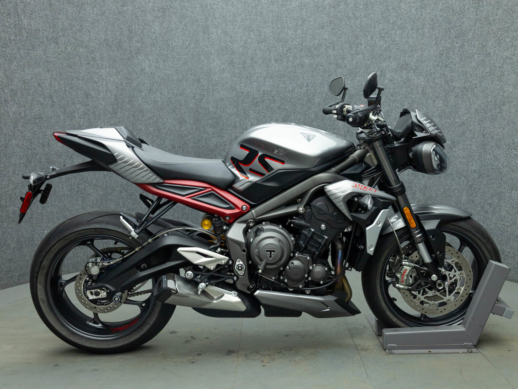 Street Triple RS