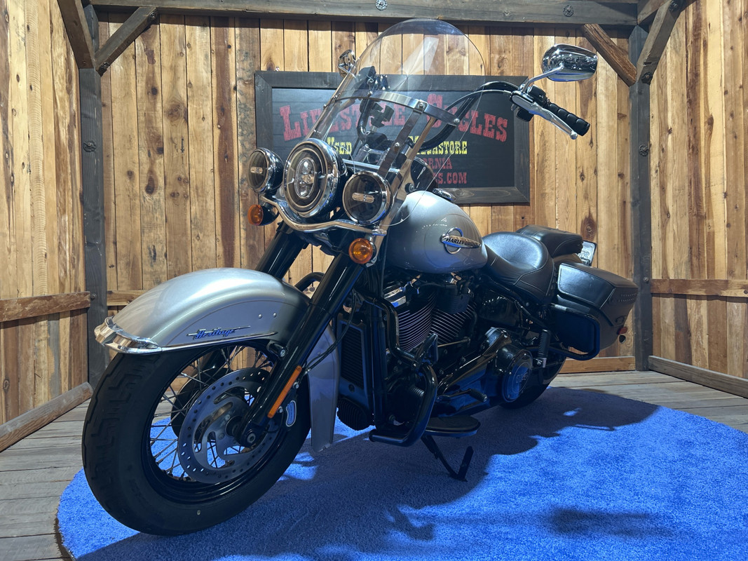 Softail® Heritage Classic 114