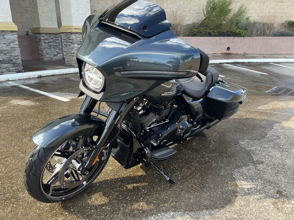 Street Glide®