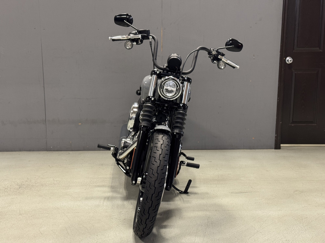 Street Bob®
