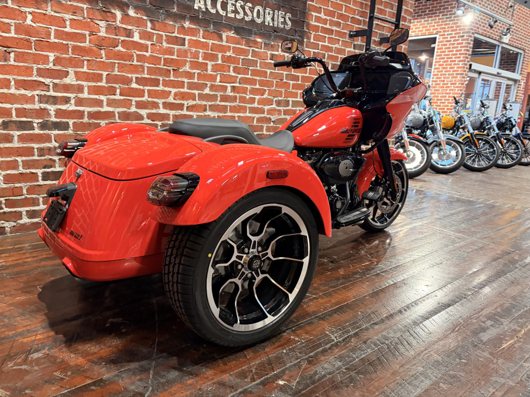 Road Glide® 3