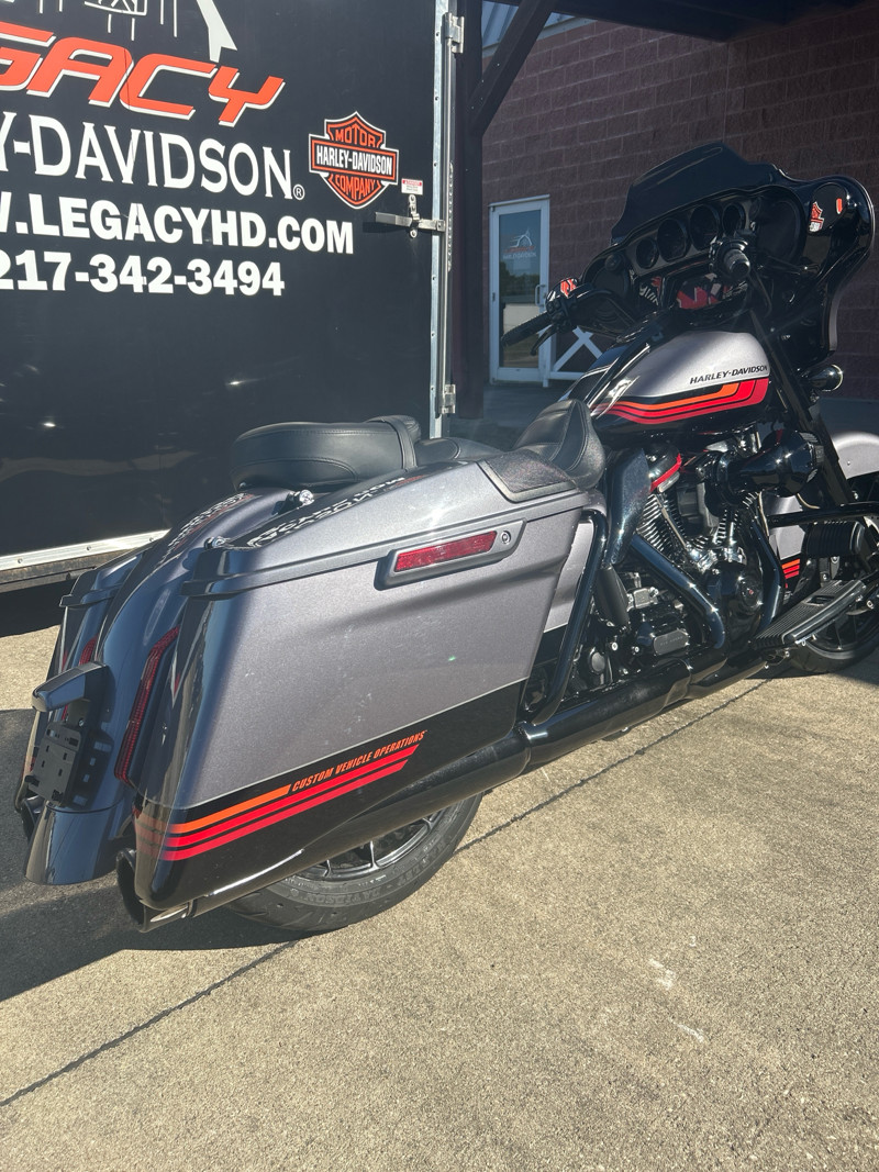 CVO® Street Glide®