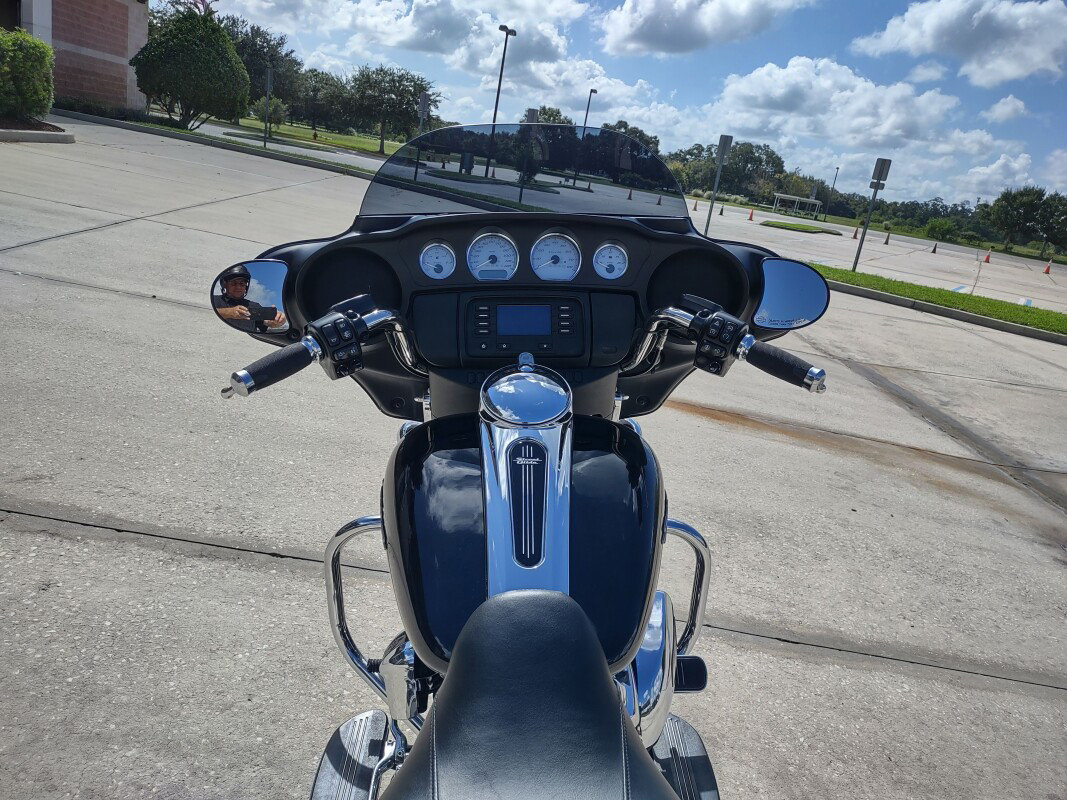 Street Glide®