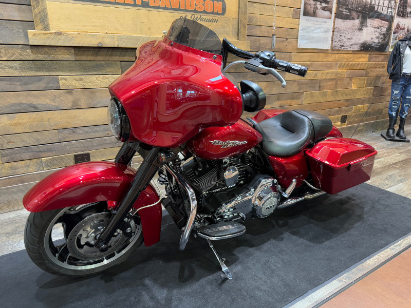Street Glide®