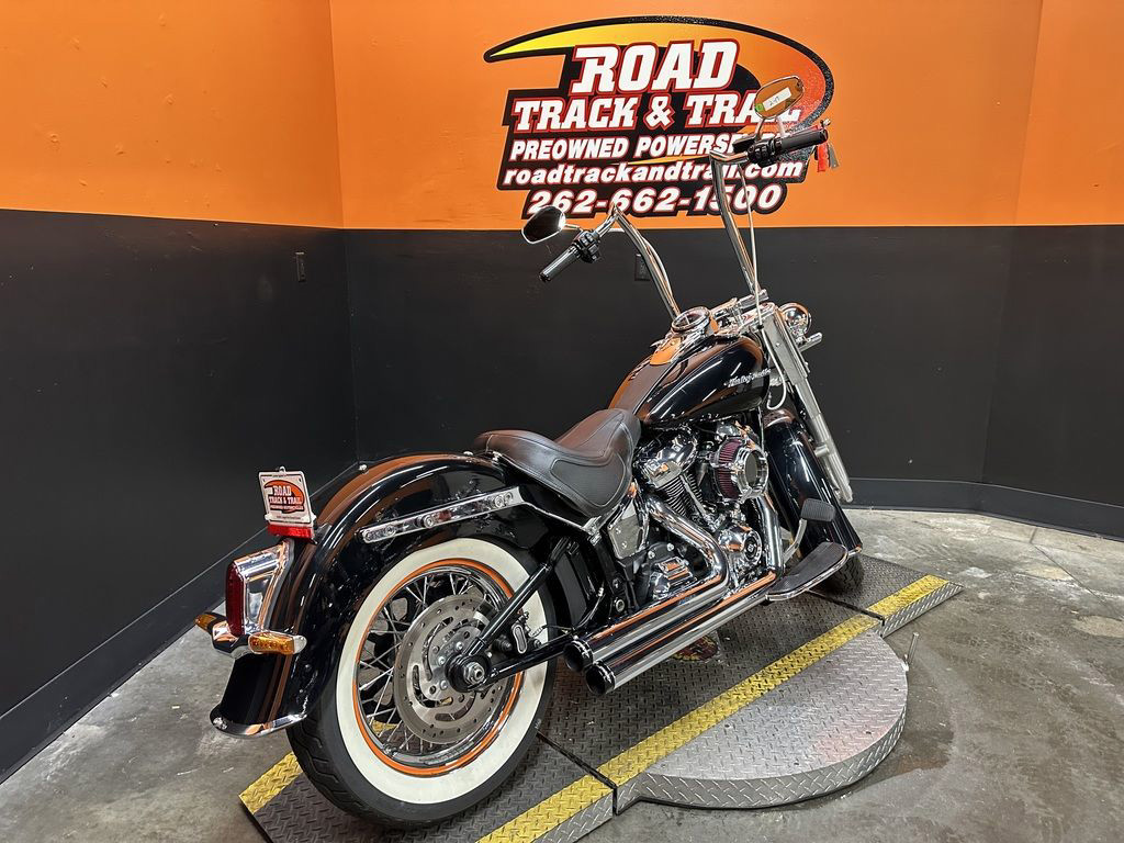 Softail® Deluxe
