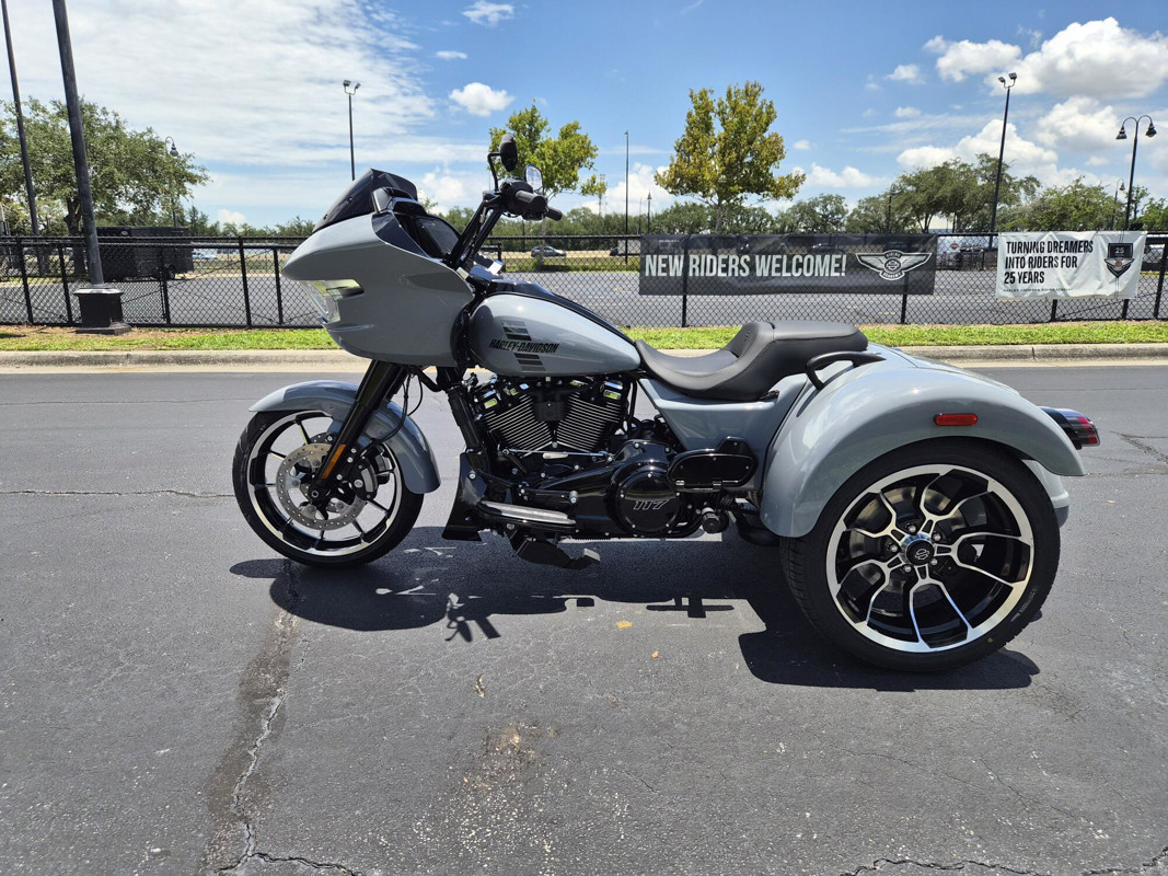 Road Glide® 3