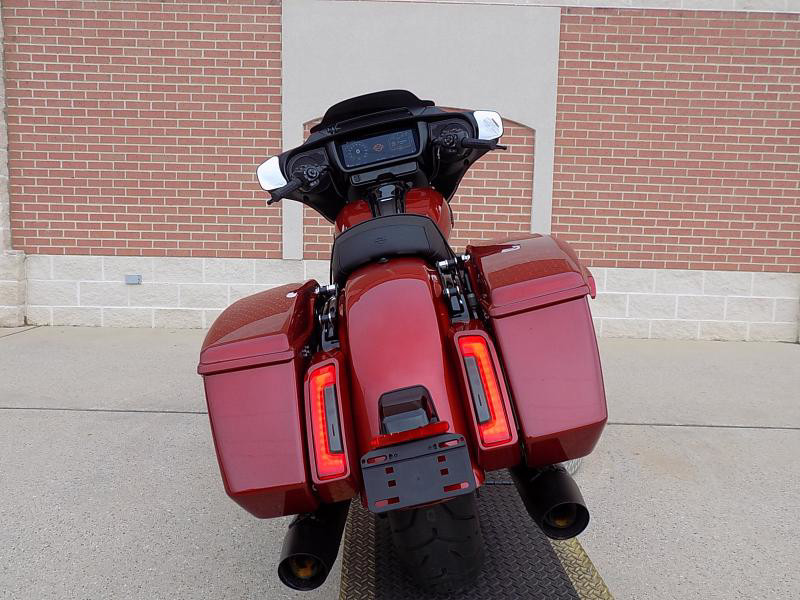 Street Glide®