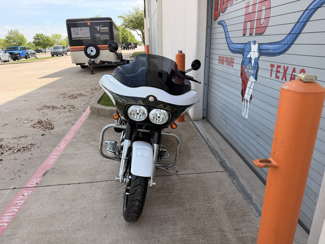 CVO® Road Glide® Custom