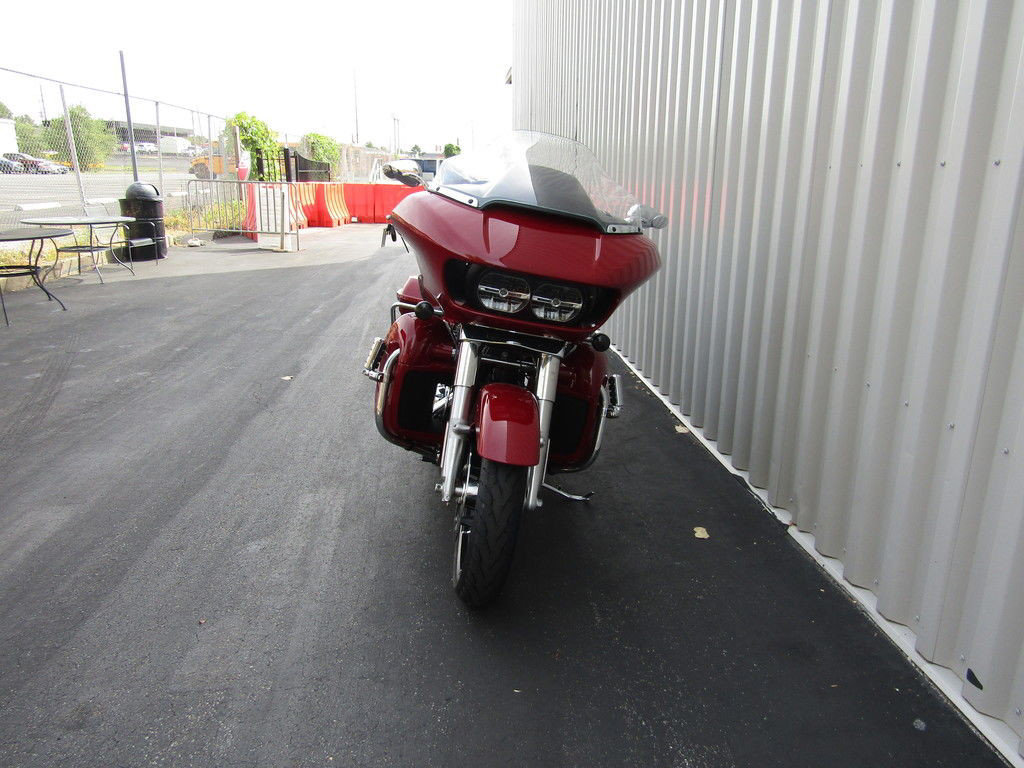 Road Glide®