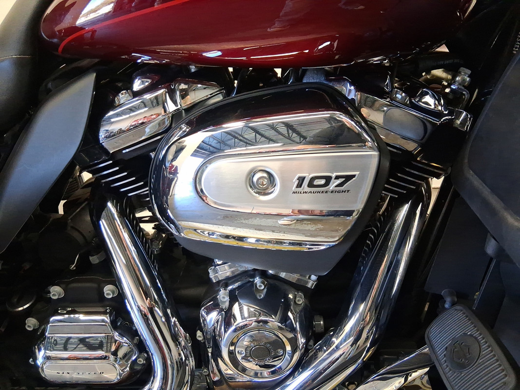 Electra Glide® Ultra Limited® Low