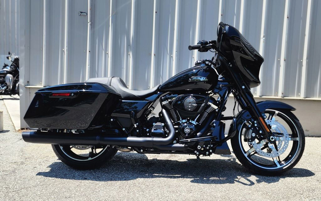 Street Glide®