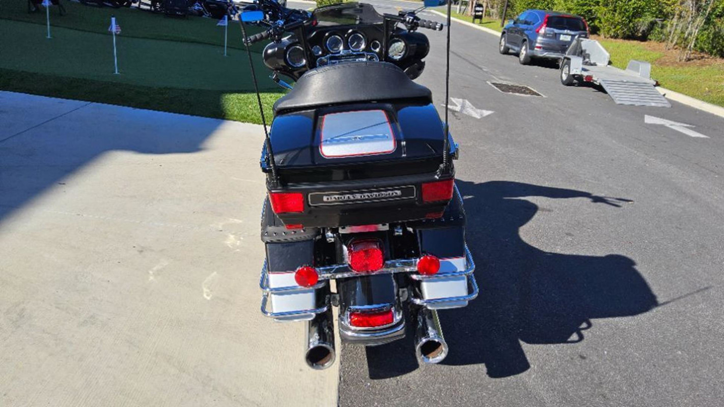 Ultra Classic® Electra Glide® Firefighter/Peace Officer 