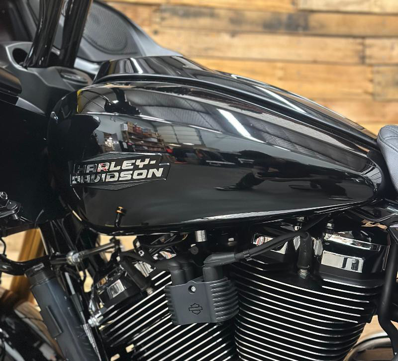 Road Glide®