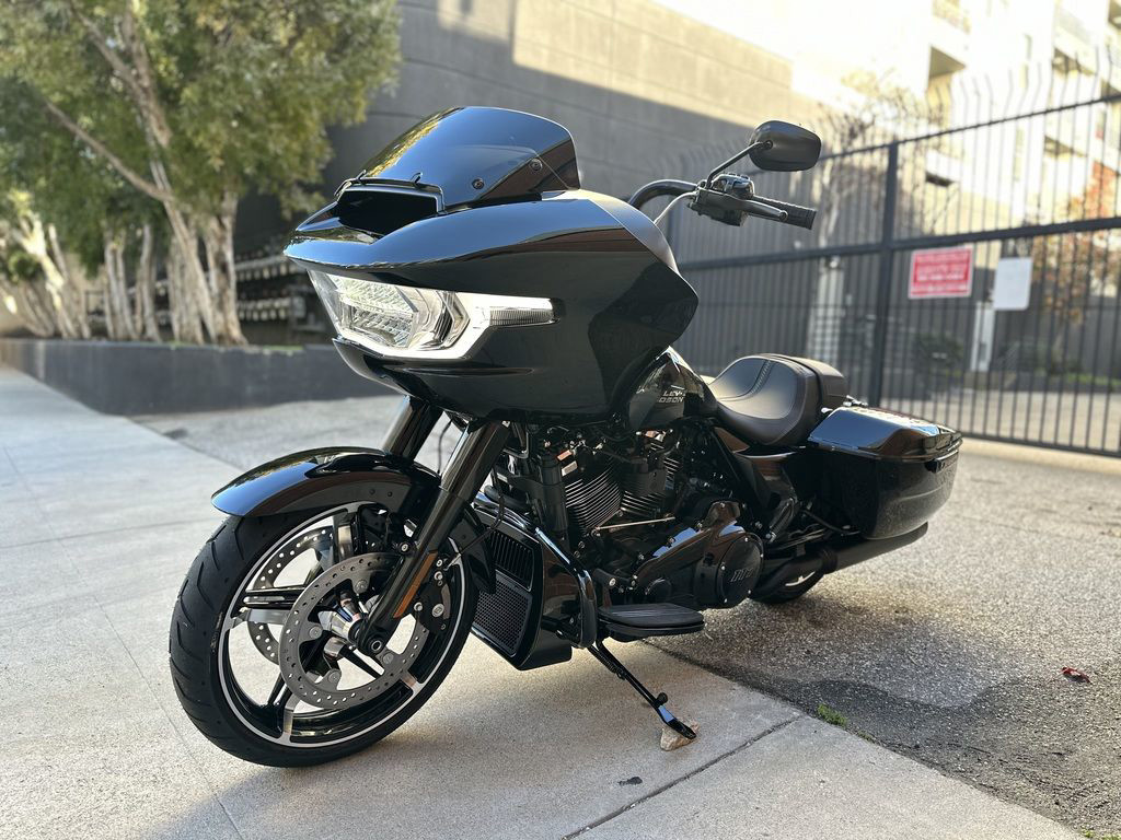 Road Glide®