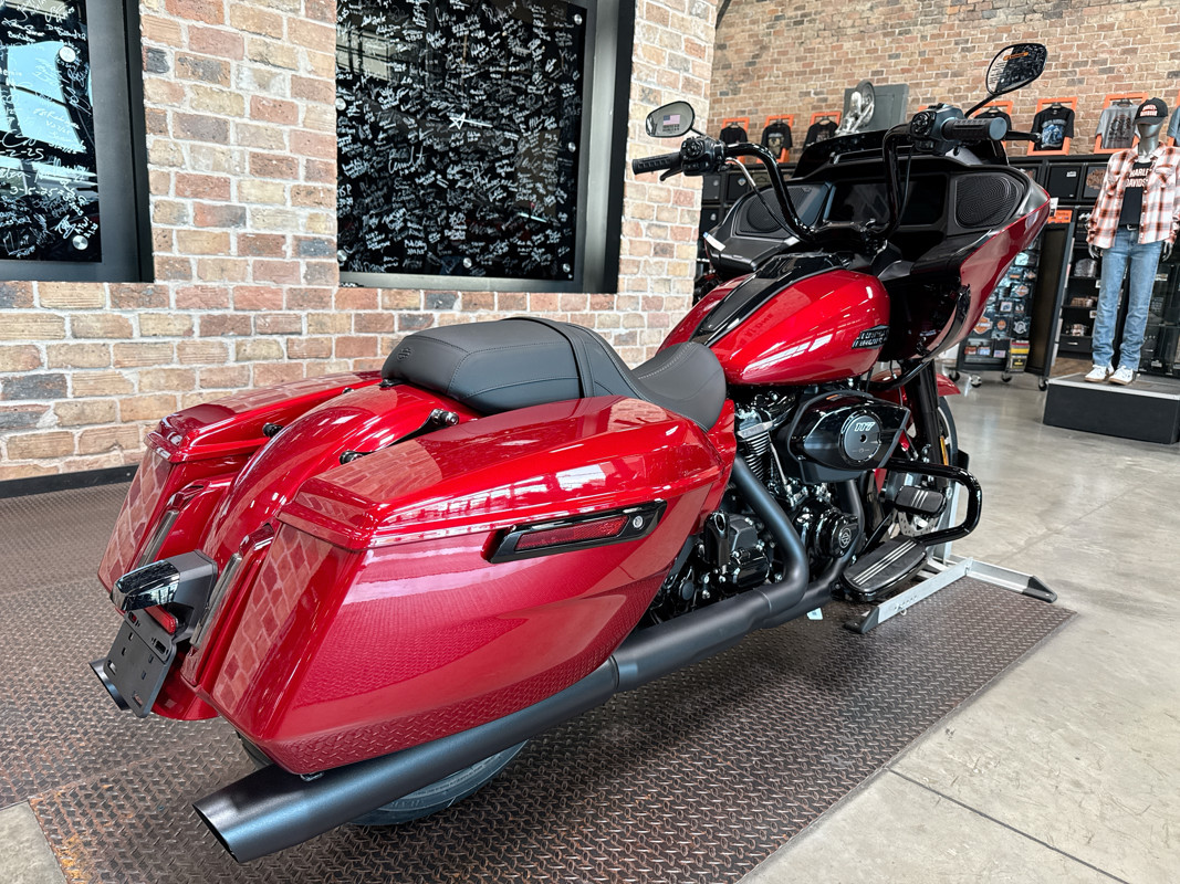 Road Glide®
