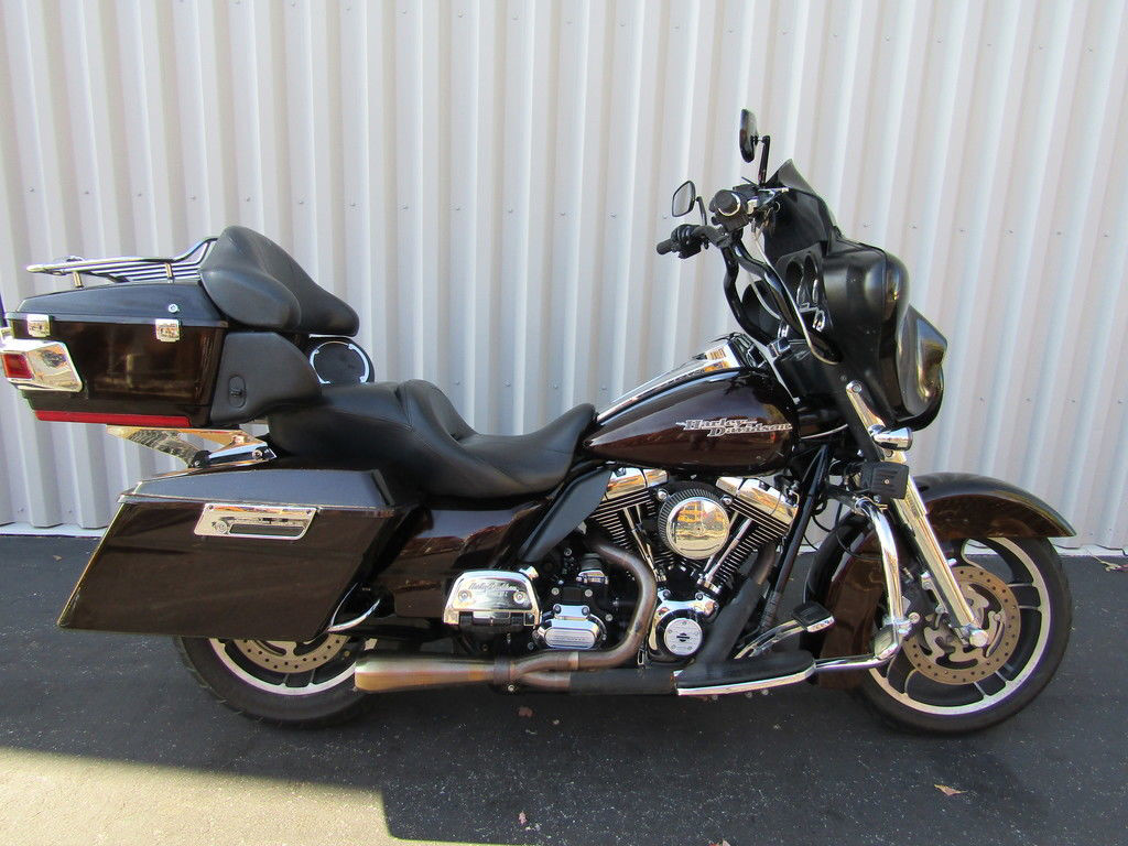 Street Glide®