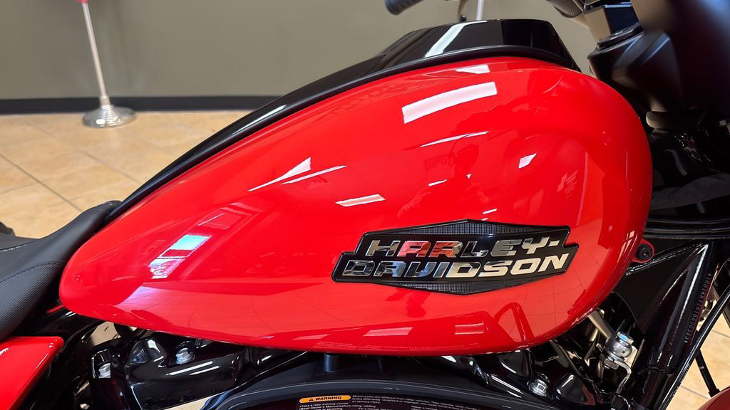 Street Glide®