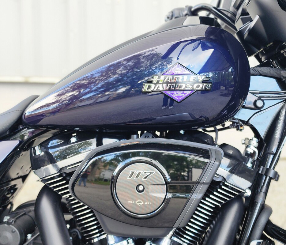 Street Glide®
