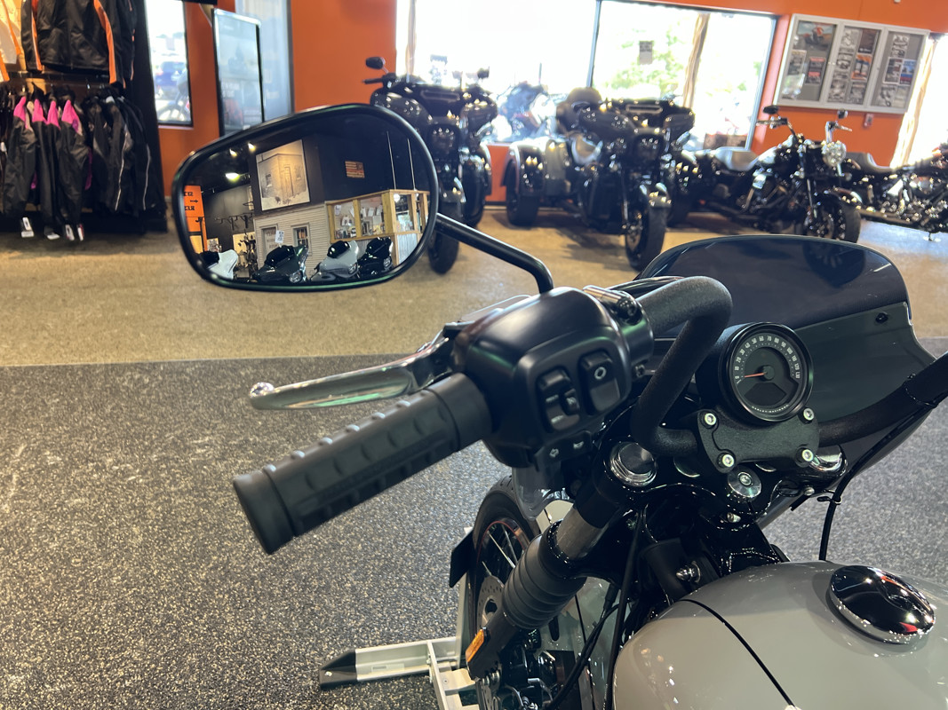 Street Bob®