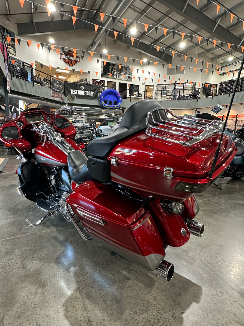 CVO® Road Glide® Ultra