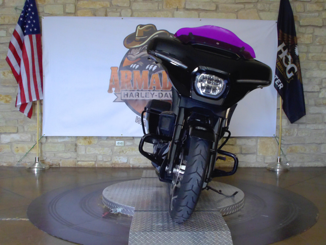 Street Glide®