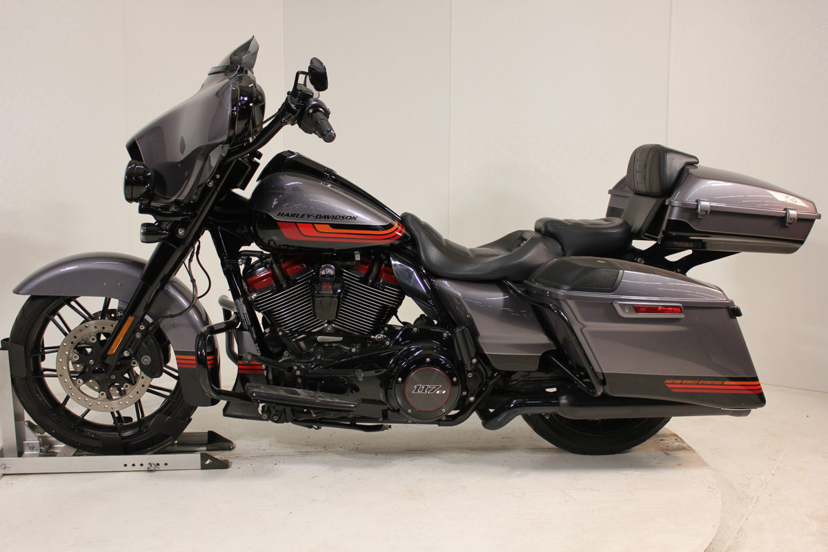 CVO® Street Glide®
