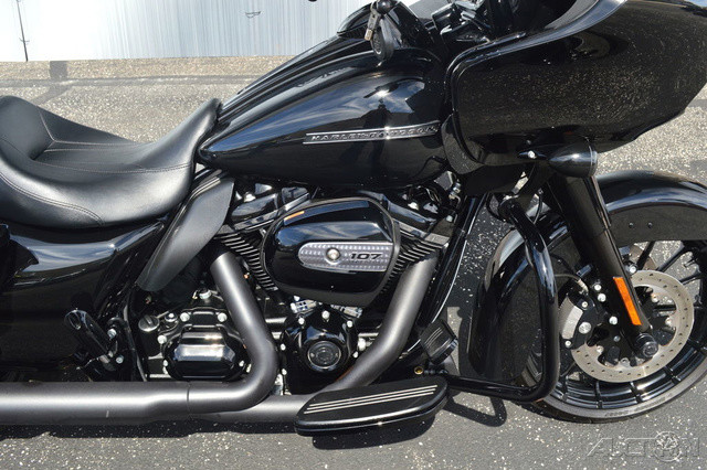 Road Glide® Special