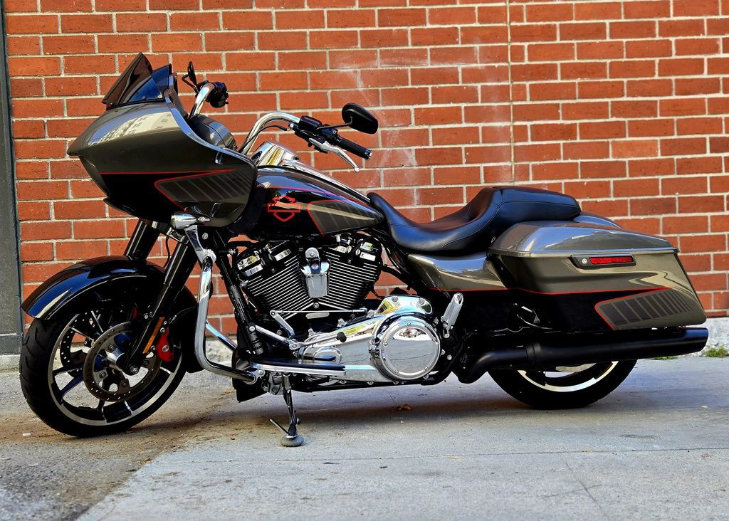 Road Glide®