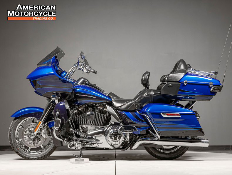 CVO® Road Glide® Ultra