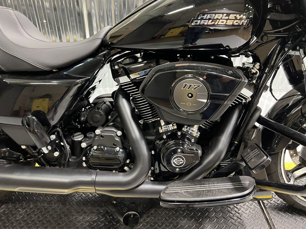 Street Glide®