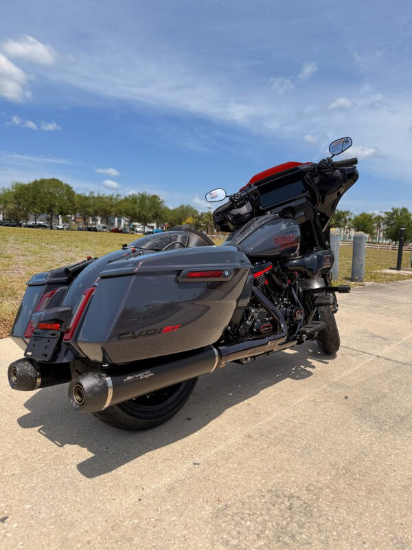 CVO® Street Glide® ST