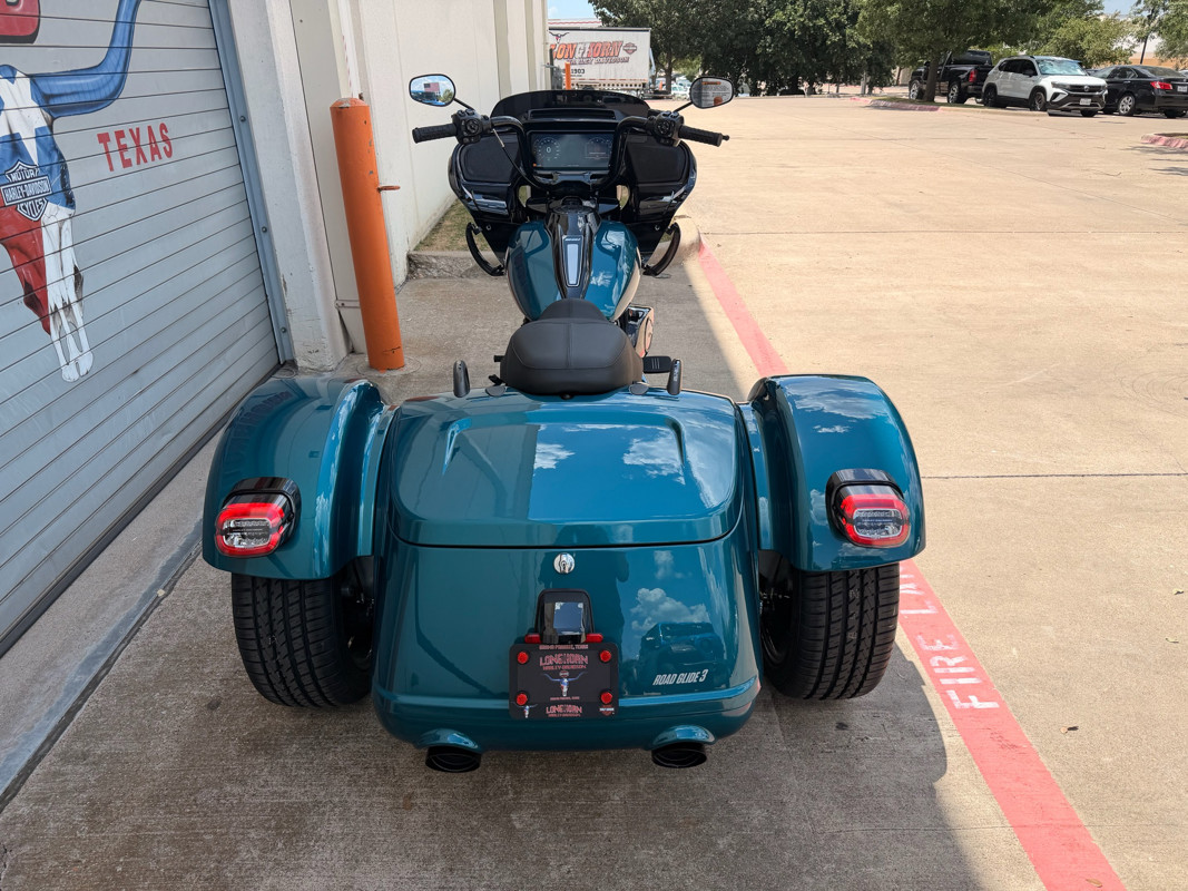Road Glide® 3